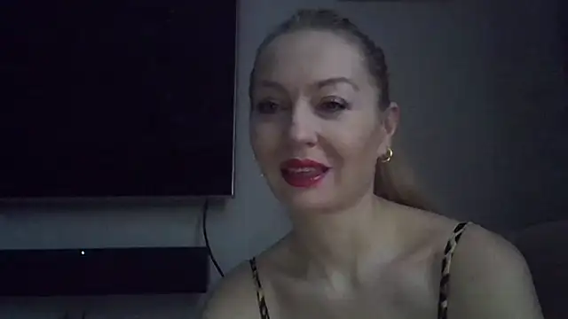 ZarinaSwift online show from January 2025 04:04:01 AM
