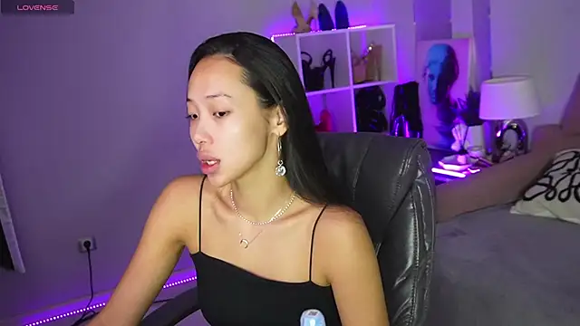  MIURA  online show from October 2025 01:17:02 AM