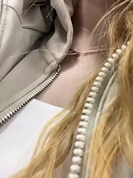 AmmyHot online show from March 2025 07:31:02 AM