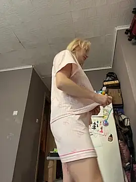 AmmyHot online show from July 2026 04:05:01 AM