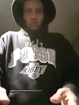 Hotbodyscottie online show from December 2024 08:34:01 AM