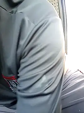 Hotbodyscottie online show from December 2024 05:19:01 PM