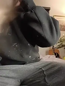 Hotbodyscottie online show from November 2025 08:25:01 AM