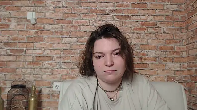 Amelia Kiss  online show from February 2025 12:51:01 AM