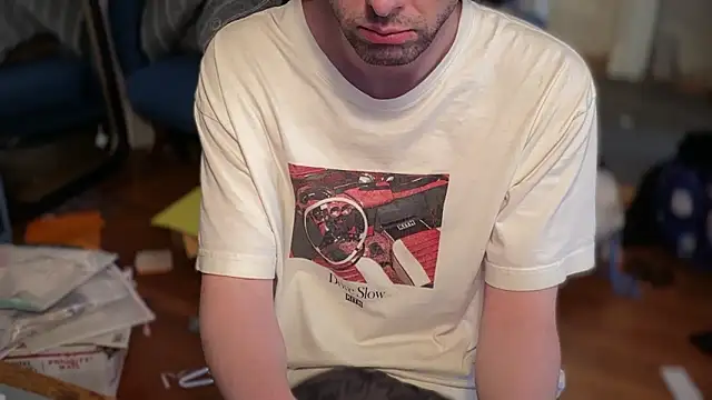 CupidZass online show from June 2026 07:39:02 PM