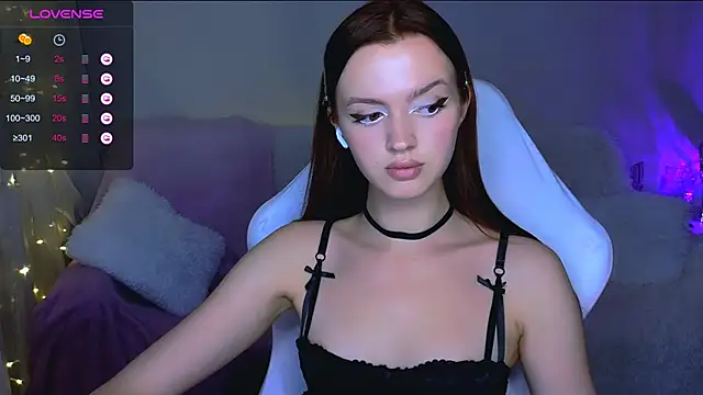 Snapshot of bettyellis chatting on December 2024 02:33:01 PM bettyellis online show from December 2024 02:33:01 PM