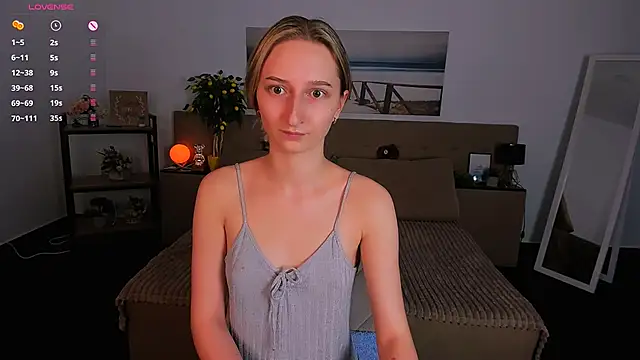  Ri na  online show from January 2025 12:44:02 PM