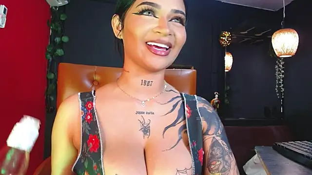 Snapshot of aitanarus chatting on February 2025 06:12:01 PM aitanarus online show from February 2025 06:12:01 PM