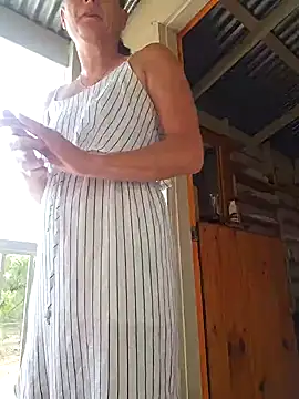 Snapshot of Pussy69Kat chatting on February 2025 12:40:02 AM Pussy69Kat online show from February 2025 12:40:02 AM