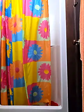 Snapshot of Pussy69Kat chatting on October 2025 08:44:01 AM Pussy69Kat online show from October 2025 08:44:01 AM