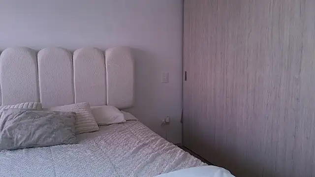 Celeste Tailor  online show from July 2026 08:18:01 PM