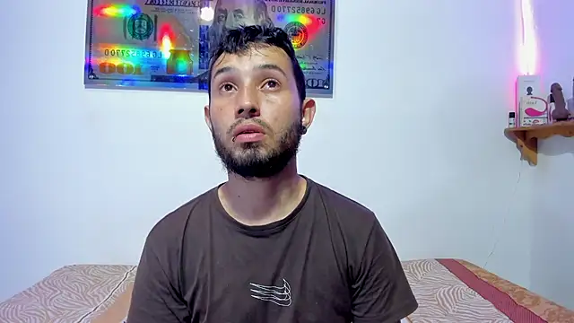 Snapshot of Bad_Couple_1 chatting on January 2025 04:55:01 AM Bad Couple 1 online show from January 2025 04:55:01 AM