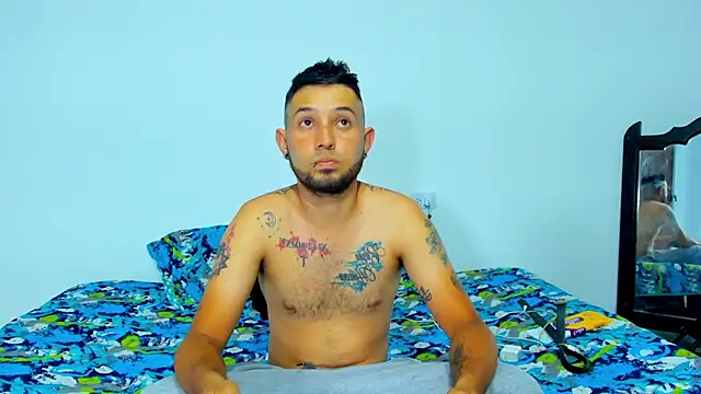 Snapshot of Bad_Couple_1 chatting on March 2025 11:14:01 PM Bad Couple 1 online show from March 2025 11:14:01 PM