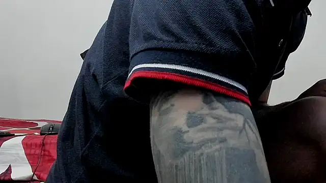 Aaron BigDickxxx online show from September 2025 07:54:02 AM