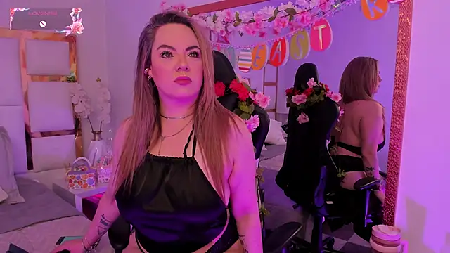 AvaMiia online show from April 2026 11:41:02 AM