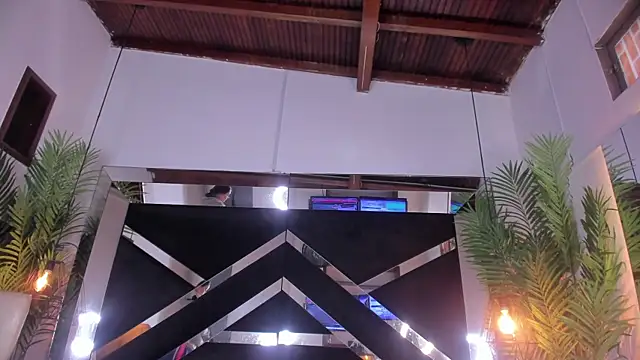 emily-fox online show from September 2025 12:16:01 PM