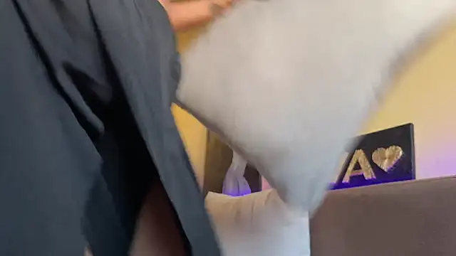 Missy baby online show from April 2026 03:49:02 PM