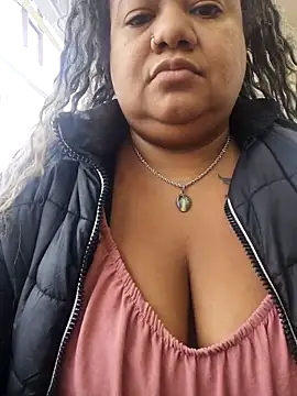 Carlabrasileira online show from September 2025 08:00:02 PM