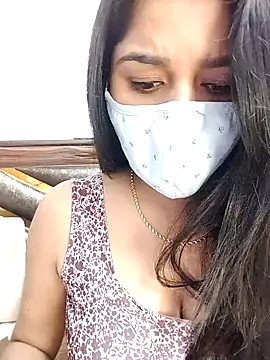 Gloie4u online show from December 2024 02:05:02 PM