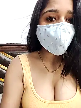 Gloie4u online show from December 2024 12:38:02 PM