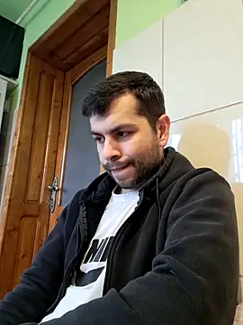 hornny1995 online show from February 2025 12:11:02 PM