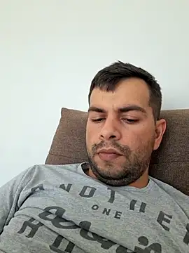 hornny1995 online show from October 2025 11:22:01 AM