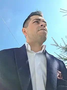 hornny1995 online show from April 2026 09:13:01 AM