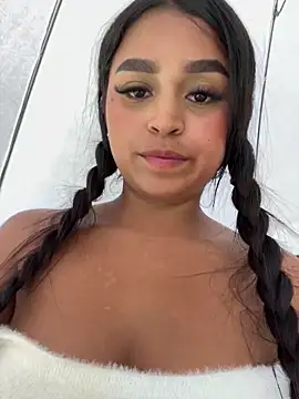 Juli Walker online show from December 2024 06:55:01 PM