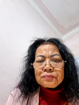 Hotestlove online show from December 2025 12:26:02 AM