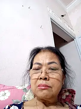 Hotestlove online show from February 2026 02:03:02 PM