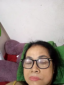 Snapshot of Hotestlove chatting on April 2026 09:37:02 PM Hotestlove online show from April 2026 09:37:02 PM