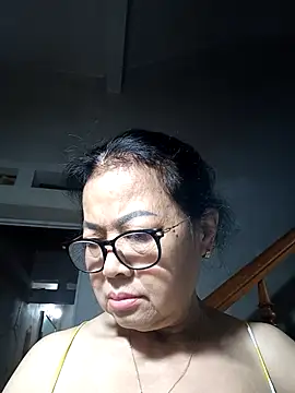 Snapshot of Hotestlove chatting on April 2026 02:26:02 AM Hotestlove online show from April 2026 02:26:02 AM