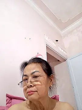 Snapshot of Hotestlove chatting on May 2026 09:58:02 AM Hotestlove online show from May 2026 09:58:02 AM