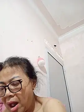 Snapshot of Hotestlove chatting on June 2026 09:07:01 AM Hotestlove online show from June 2026 09:07:01 AM