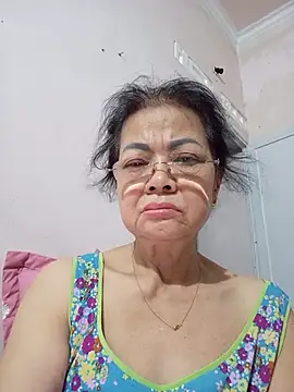 Snapshot of Hotestlove chatting on June 2026 09:35:01 PM Hotestlove online show from June 2026 09:35:01 PM