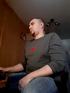 Foxyshaved online show from February 2025 09:58:02 AM