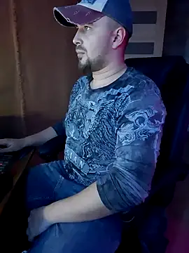 Foxyshaved online show from February 2025 02:06:02 PM