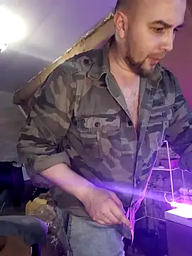 Foxyshaved online show from March 2025 03:29:02 PM