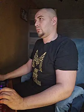 Foxyshaved online show from December 2025 08:44:01 AM