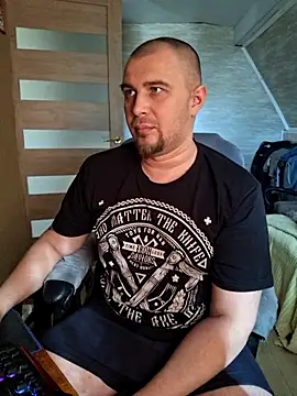 Foxyshaved online show from March 2026 10:09:02 AM