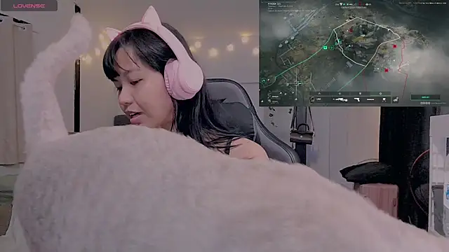 Snapshot of Kana_G chatting on January 2025 05:56:01 PM Kana G online show from January 2025 05:56:01 PM