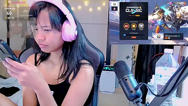 Snapshot of Kana_G chatting on February 2025 04:57:02 PM Kana G online show from February 2025 04:57:02 PM