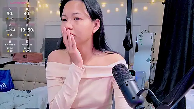 Snapshot of Kana_G chatting on February 2025 02:29:02 PM Kana G online show from February 2025 02:29:02 PM