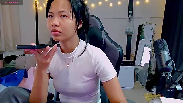 Snapshot of Kana_G chatting on February 2025 05:14:02 AM Kana G online show from February 2025 05:14:02 AM