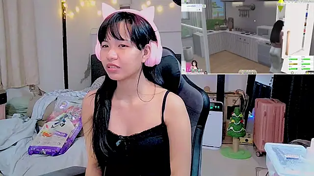 Snapshot of Kana_G chatting on February 2025 07:31:02 PM Kana G online show from February 2025 07:31:02 PM