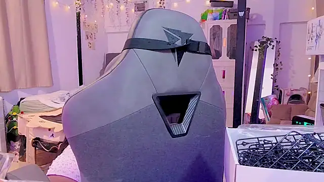 Snapshot of Kana_G chatting on March 2025 02:55:02 PM Kana G online show from March 2025 02:55:02 PM