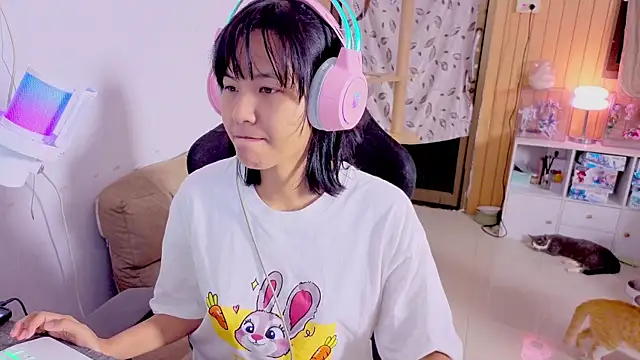 Snapshot of Kana_G chatting on October 2025 04:16:01 PM Kana G online show from October 2025 04:16:01 PM