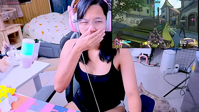 Kana G online show from March 2026 05:23:02 PM