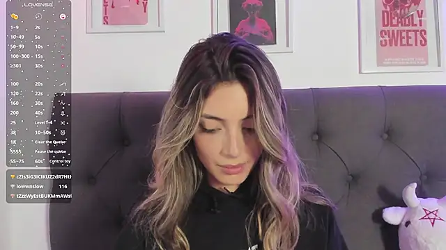 IsadoraGalle  online show from March 2026 04:02:01 PM