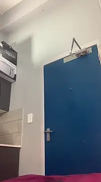 slimcateee online show from March 2025 05:49:01 PM